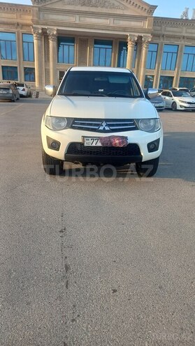 Mitsubishi L200 2012, 224,000 km - 2.5 л - Bakı