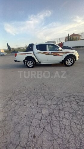 Mitsubishi L200 2012, 224,000 km - 2.5 л - Bakı