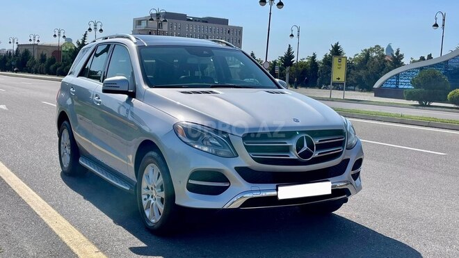 Mercedes GLE 300 4MATIC 2015, 205,000 km - 2.2 l - Bakı