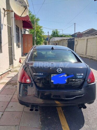 Nissan Maxima-2