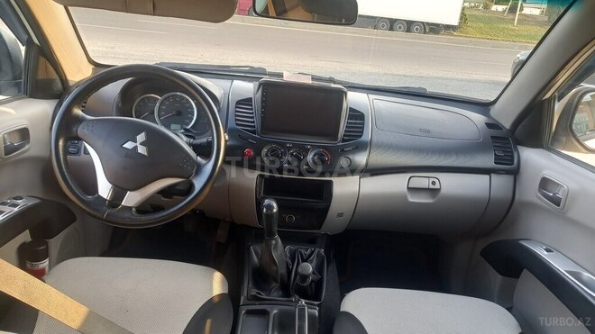 Mitsubishi L200 2012, 224,000 km - 2.5 л - Bakı