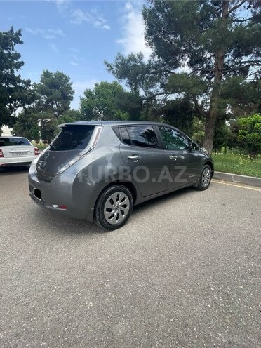 Nissan Leaf 2014, 129,000 km - 0.0 л - Gəncə