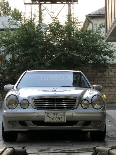 Mercedes E 320 2001, 280,000 km - 3.2 л - Bakı