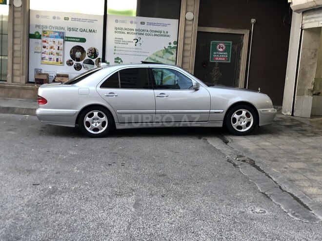 Mercedes E 320 2001, 280,000 km - 3.2 л - Bakı