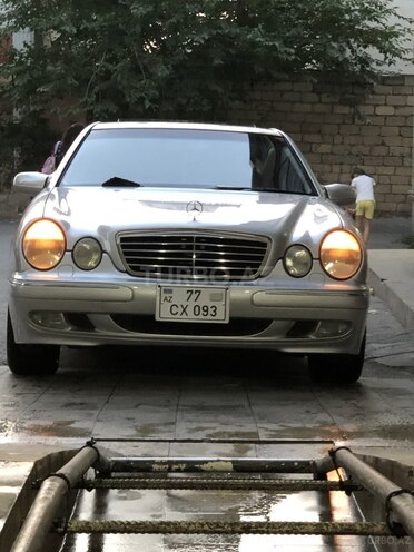 Mercedes E 320 2001, 280,000 km - 3.2 л - Bakı