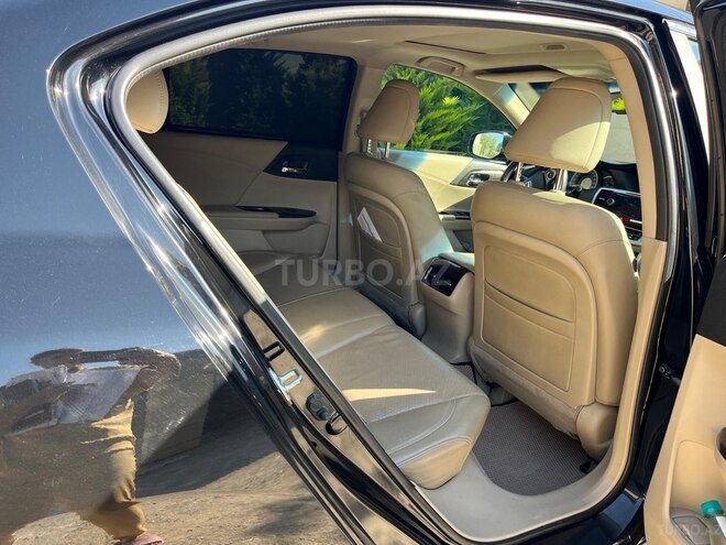 Honda Accord-5