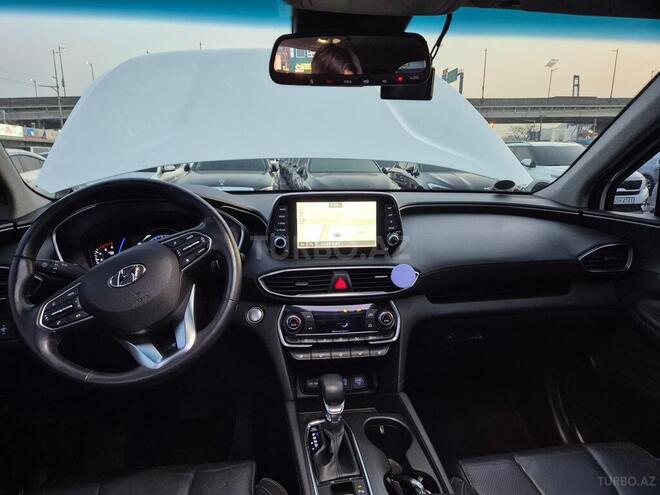 Hyundai Santa Fe-18