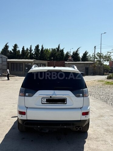 Mitsubishi Outlander 2008, 208,000 km - 3.0 l - Bakı