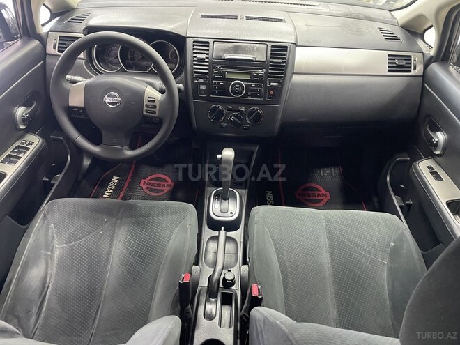 Nissan Tiida-6