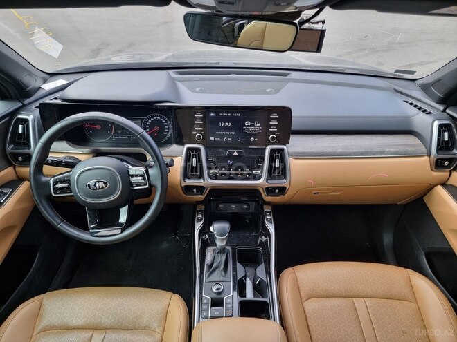 Kia Sorento-10