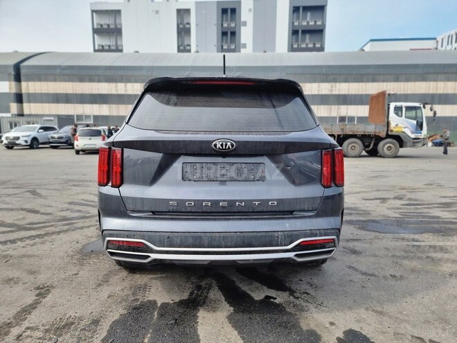 Kia Sorento-4