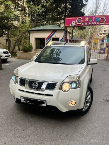Nissan X-Trail 2013, 230,000 km - 2.5 l - Bakı