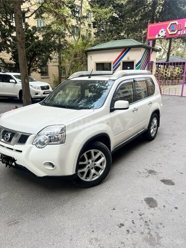 Nissan X-Trail 2013, 230,000 km - 2.5 l - Bakı