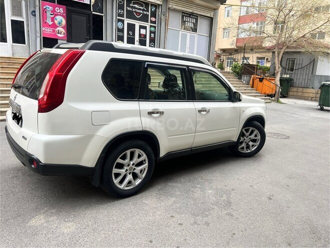 Nissan X-Trail 2013, 230,000 km - 2.5 l - Bakı
