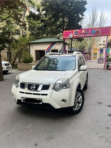 Nissan X-Trail 2013, 230,000 km - 2.5 l - Bakı