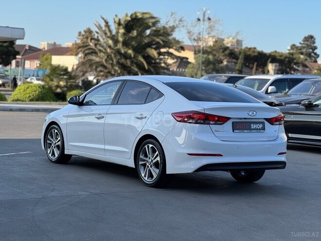 Hyundai Elantra 2018, 155,000 km - 1.6 l - Bakı