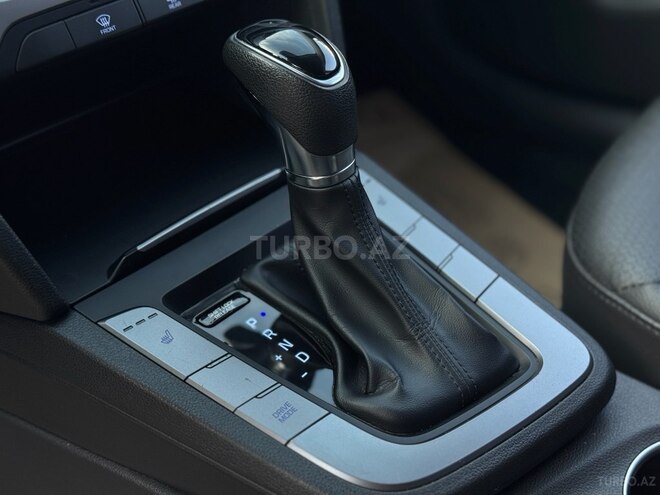 Hyundai Elantra 2018, 155,000 km - 1.6 l - Bakı
