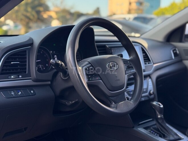 Hyundai Elantra 2018, 155,000 km - 1.6 l - Bakı