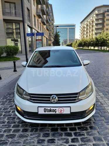 Volkswagen Polo-1