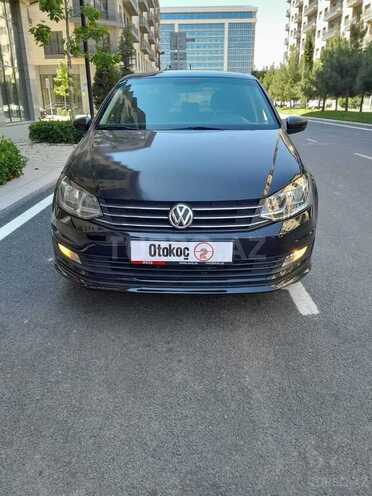 Volkswagen Polo-1