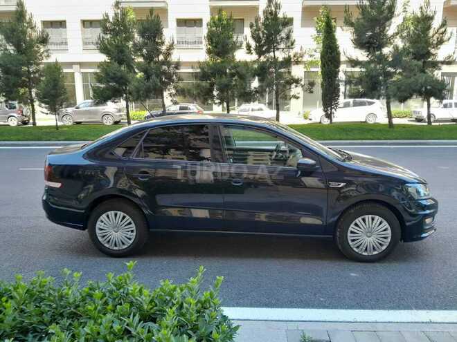 Volkswagen Polo-4