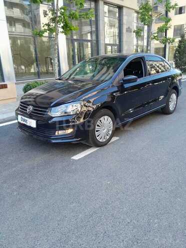 Volkswagen Polo-2