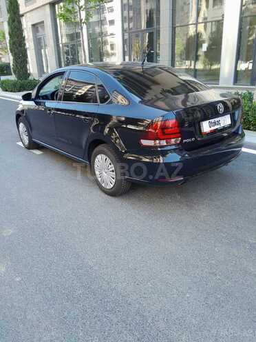 Volkswagen Polo-10