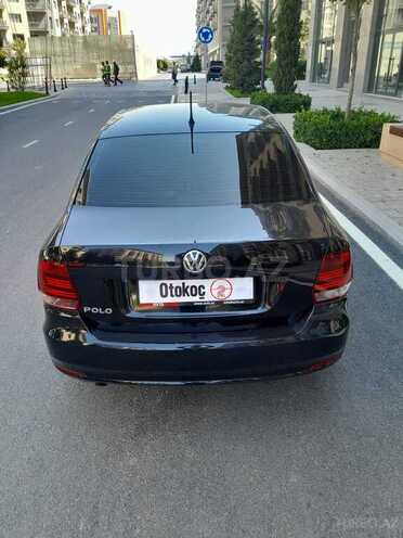 Volkswagen Polo-7
