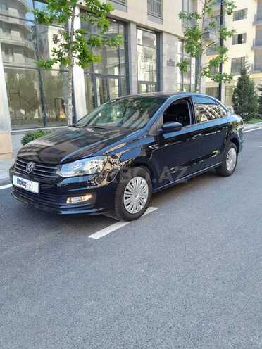 Volkswagen Polo-6