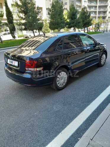 Volkswagen Polo-8