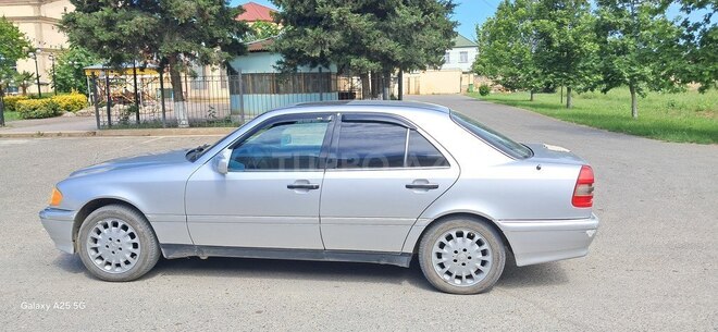 Mercedes C 230 1997, 230,000 km - 2.3 l - Xudat