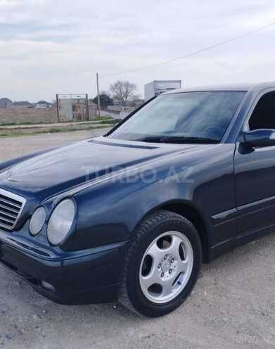 Mercedes E 240 2000, 327,965 km - 2.4 l - Bakı