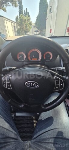 Kia  2008, 294,624 km - 1.6 l - Bakı