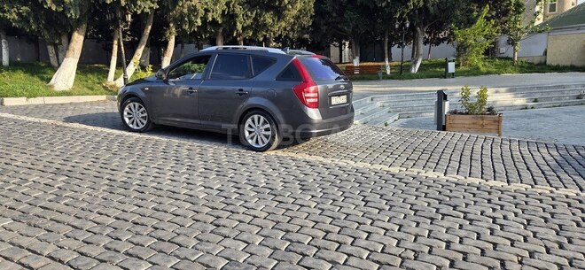 Kia  2008, 294,624 km - 1.6 l - Bakı