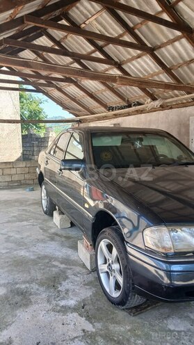 Mercedes C 230 1996, 325,000 km - 2.3 l - Lənkəran