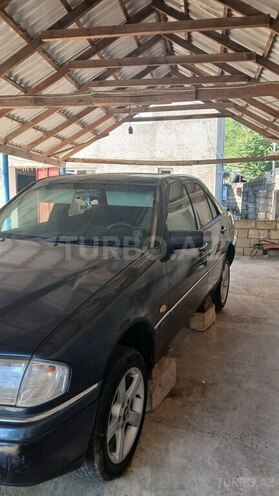 Mercedes C 230 1996, 325,000 km - 2.3 l - Lənkəran