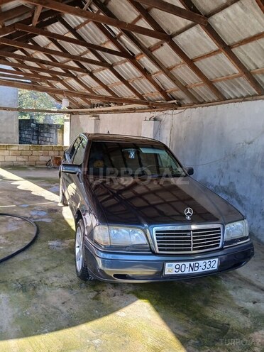 Mercedes C 230 1996, 325,000 km - 2.3 l - Lənkəran
