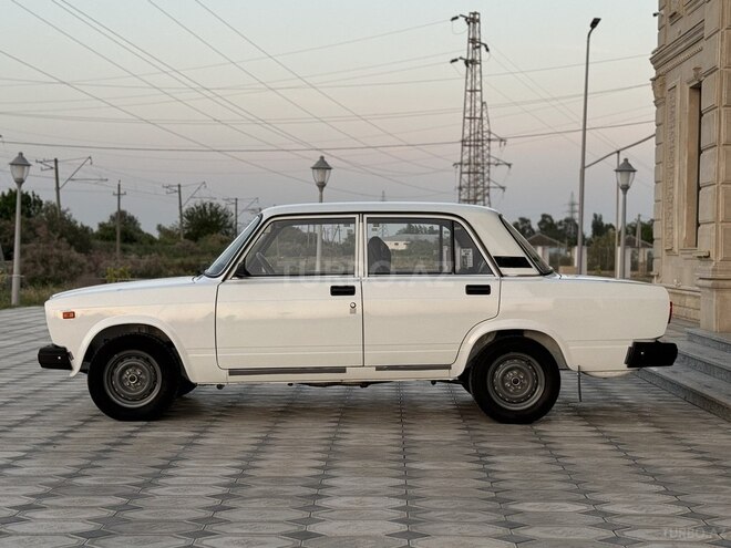 LADA (VAZ) 2107 2009, 40,000 km - 1.6 l - Saatlı