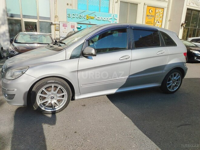 Mercedes B 200 2008, 129,000 km - 2.0 l - Bakı