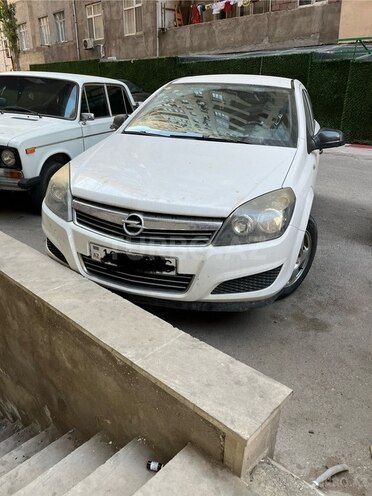 Opel Astra 2009, 211,194 km - 1.4 l - Bakı