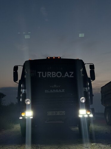 KamAz 55111 1988, 250,000 km - 11.0 l - Şəmkir