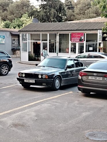 BMW 525 1989, 480,000 km - 2.5 l - Bakı