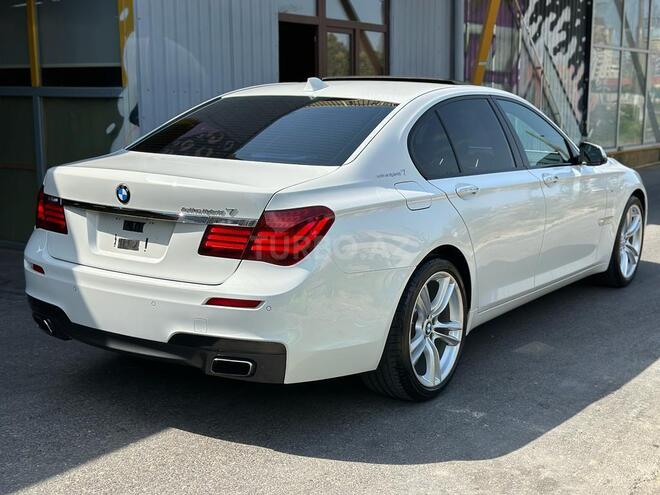 BMW 740 2014, 124,000 km - 3.0 l - Bakı