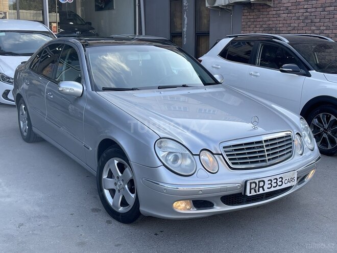 Mercedes E 240-2