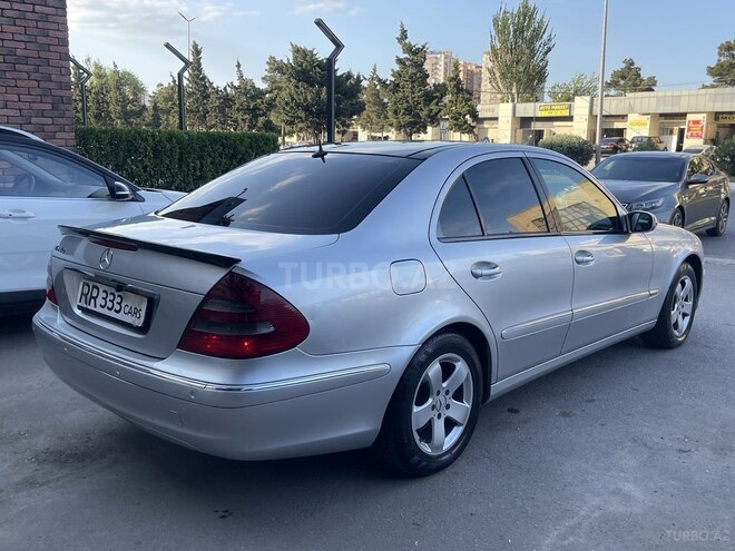 Mercedes E 240-9