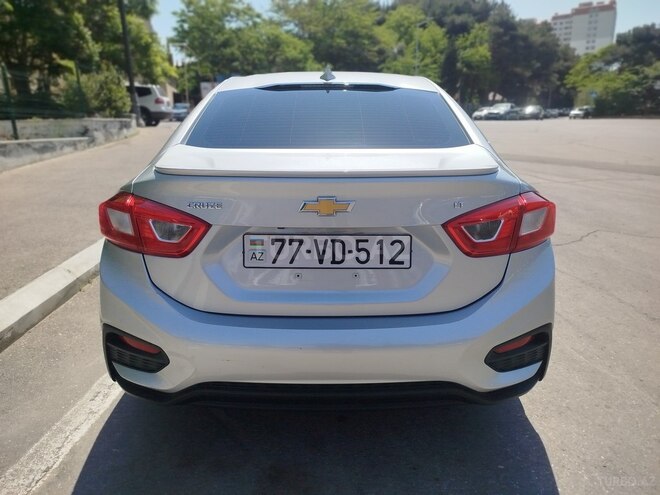Chevrolet Cruze-4