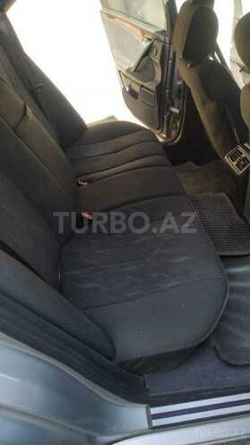 Mercedes E 220 d 2001, 353,773 km - 2.2 l - Bakı