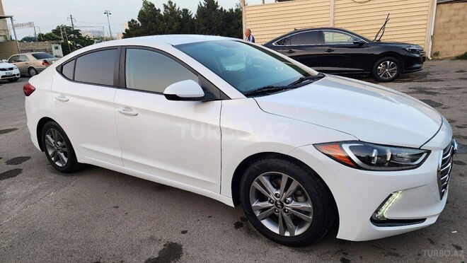 Hyundai Elantra 2017, 61,000 km - 2.0 l - Bakı