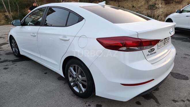 Hyundai Elantra 2017, 61,000 km - 2.0 l - Bakı