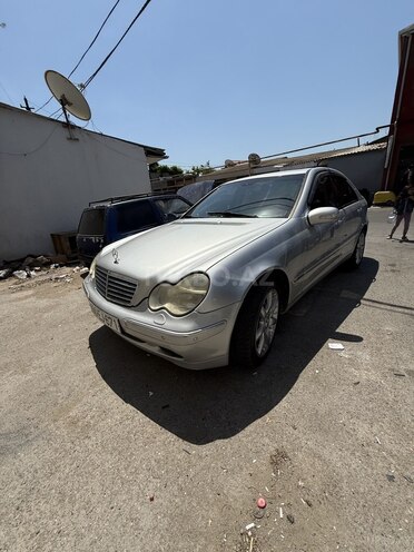 Mercedes C 220 d 2000, 200,000 km - 2.2 l - Bakı